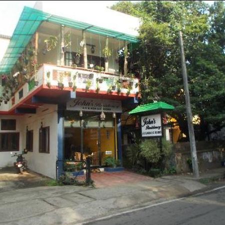 Johns Residency Hotel Kochi Exterior photo
